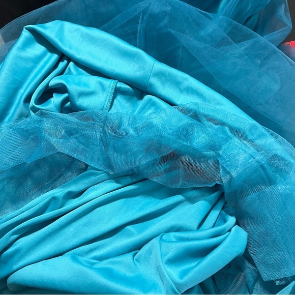 Poppies and Roses Girls Size 10 Sleeveless Sequin Bodice Corkscrew Long Dress - Picture 11 of 11